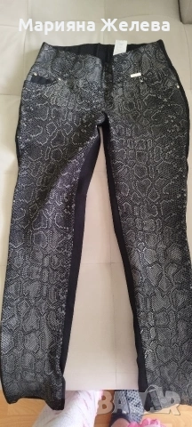 Дамски панталон с принт, снимка 6 - Панталони - 54306152