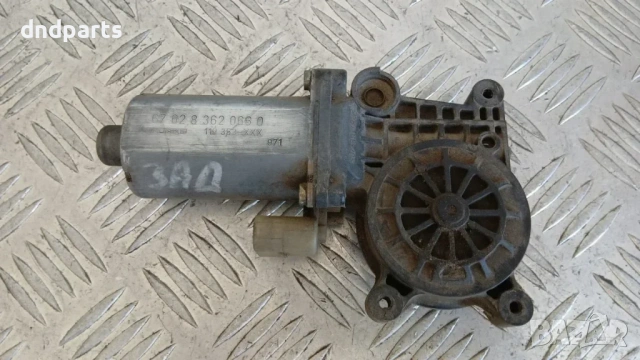Моторче стъклоповдигач BMW 3 E46 2000 (заден) 83620660 676283620660