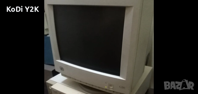 Антика Ретро CRT монитор IBM 