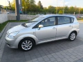 Продавам Toyota Corolla Verso бензин-газ 1,8-129 к.с. 2005 г., снимка 1