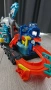 Писта Hot Wheels Автомивка с гигантска акула City Ultra Shark Car Wash, снимка 5