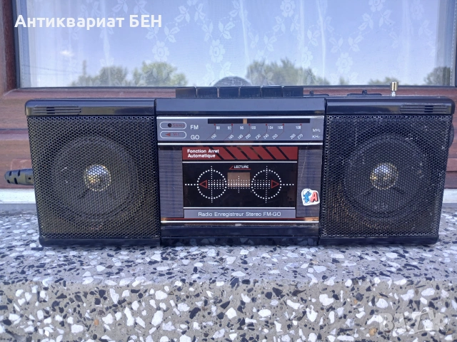 📻 ARTECH M-6740E – ВИНТИДЖ СТЕРЕО РАДИОКАСЕТОФОН FM/GO, снимка 2 - Радиокасетофони, транзистори - 55242888