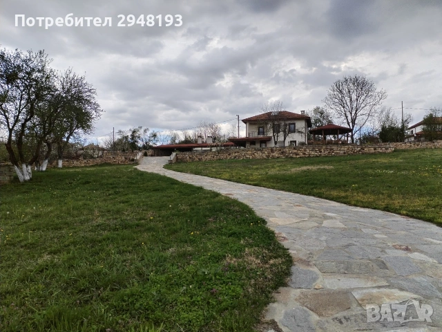 Къща с двор. Намира се на 24км. от Трявна , снимка 3 - Къщи - 55159532