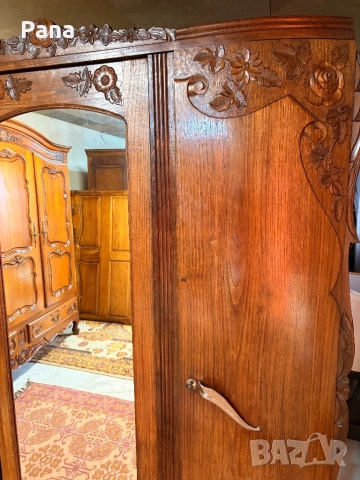 Масивен дъбов гардероб , снимка 5 - Гардероби - 54498467
