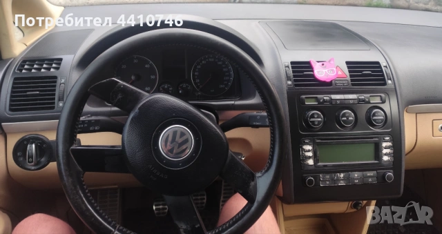 Продавам Volkswagen Touran 2.0 TDI HIGHLINE , снимка 17 - Автомобили и джипове - 54740041