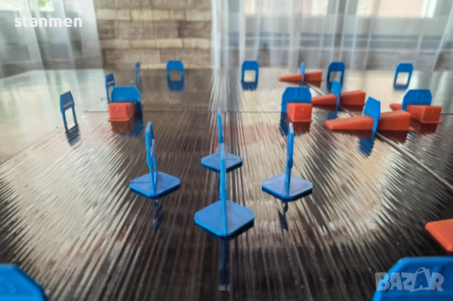 Клипсове и Клинове за нивелиране на плочки за Хоризонтално и Вертикално полагане. , снимка 9 - Гранитогрес и плочки - 54067453