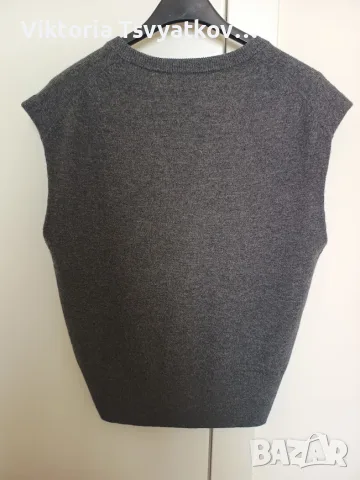 Вълнено елече с шпиц деколте Massimo Dutti - ново, размер XS, снимка 3 - Тениски - 55565273