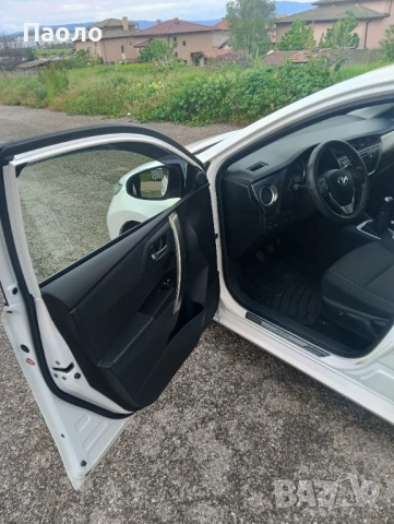 Toyota Auris , снимка 11 - Автомобили и джипове - 54580371