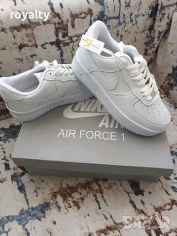 Nike Air Force 1 Нови Бели Дамски Маратонки Найк с Кутия , снимка 2 - Маратонки - 54486348