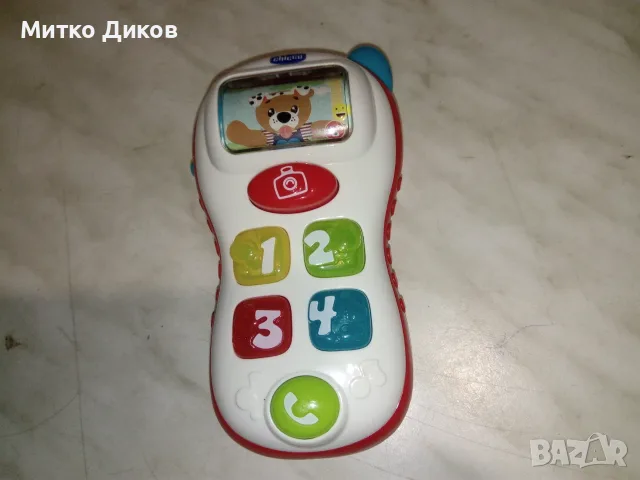 Образователна играчка Chicco Selfie Phone двуезичен телефон със звуци и песни