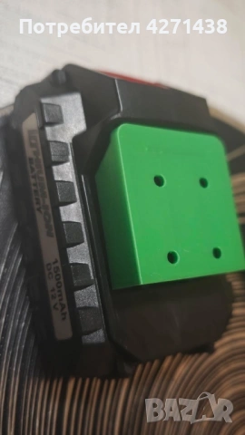 Поставка за стена на батерия raider 12 V, снимка 2 - Други - 54692717