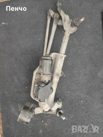 Моторче предни чистачки (ДЕСЕН ВОЛАН) За Honda CR-V (2006-2012)