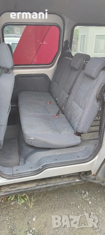 Ford Connect 1.8 d, снимка 12 - Автомобили и джипове - 54745658