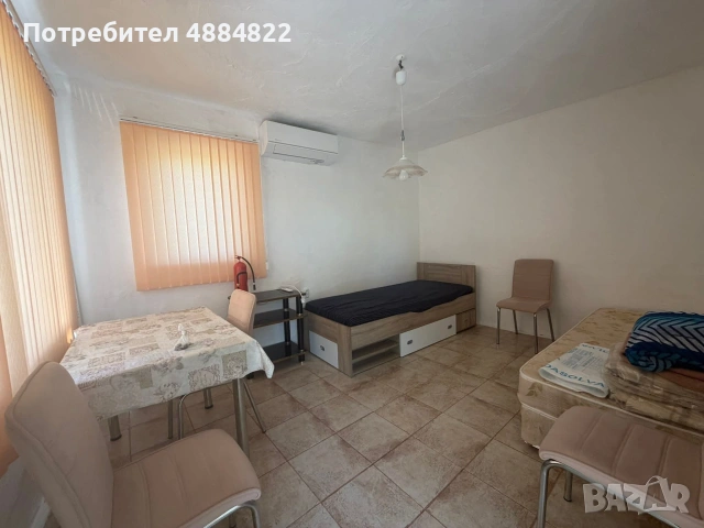 Продава се къща с голям двор в с. Щипско, община Вълчи дол, снимка 6 - Къщи - 55275120