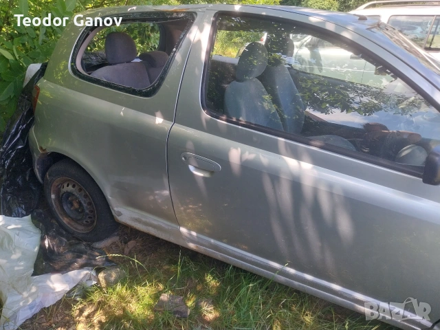 Toyota Yaris (за части), снимка 4 - Автомобили и джипове - 54999044