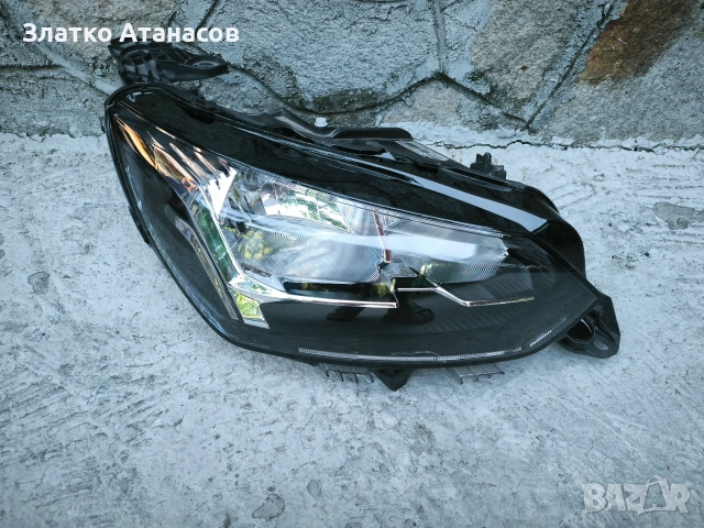 Фар пежо 208