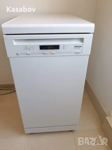 Miele Съдомиялна - 9 Комплекта - Свободностояща - 45см - Тясна, снимка 3 - Съдомиялни - 55469860