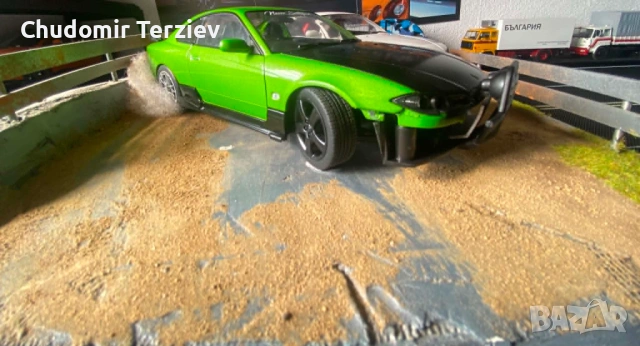 Диорама Solido 1:18 Nissan Silvia S15 мащабни модели коли, снимка 2 - Колекции - 54506018