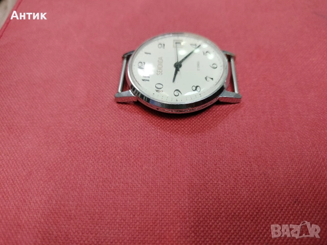Винтидж механичен часовник Sekonda – 17 Jewels, СССР, снимка 3 - Мъжки - 54618344