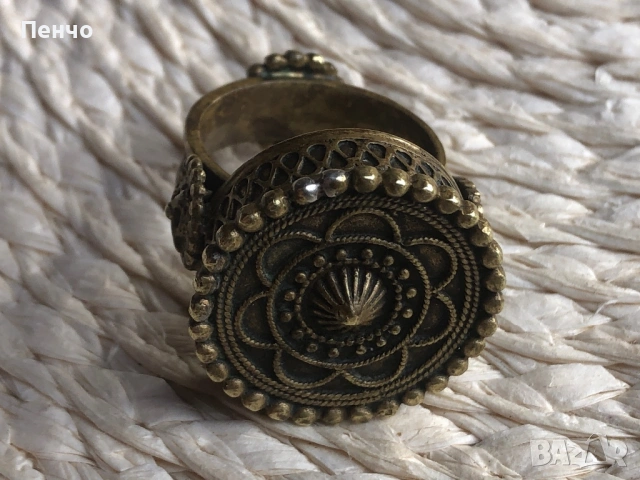 стар голям възрожденски пръстен, снимка 2 - Антикварни и старинни предмети - 49665241