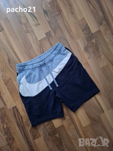 Nike , снимка 4 - Спортни дрехи, екипи - 54357712