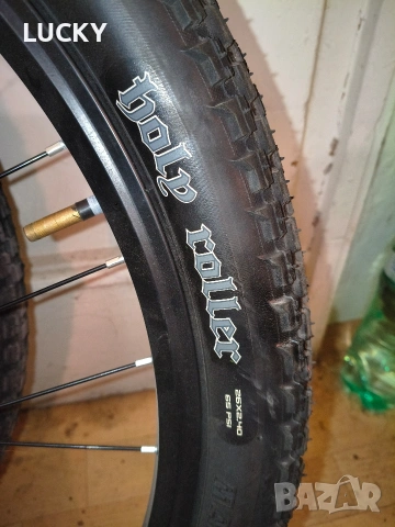 капли 26" с гуми Maxxis Holy Roller , снимка 2 - Части за велосипеди - 54544852