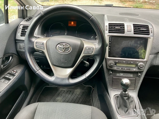 Toyota Avensis 2011 2.2 D4D 150 кс, снимка 10 - Автомобили и джипове - 55136549