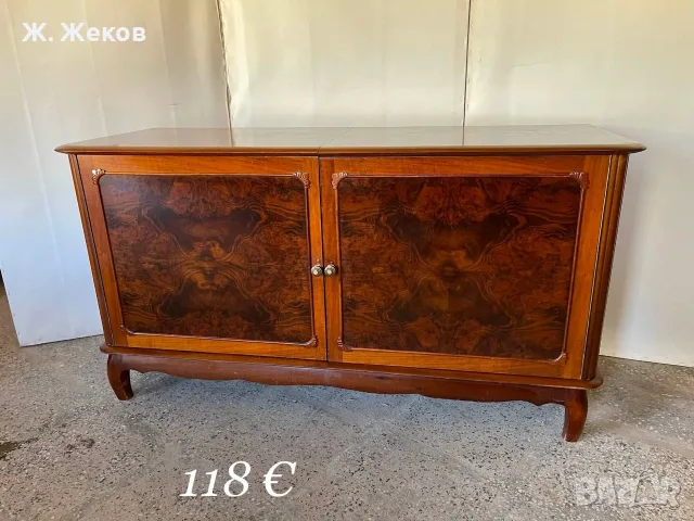 Елегантен винтидж шкаф, снимка 2 - Шкафове - 55545155