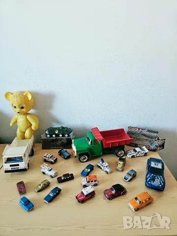Стари играчки за колекция