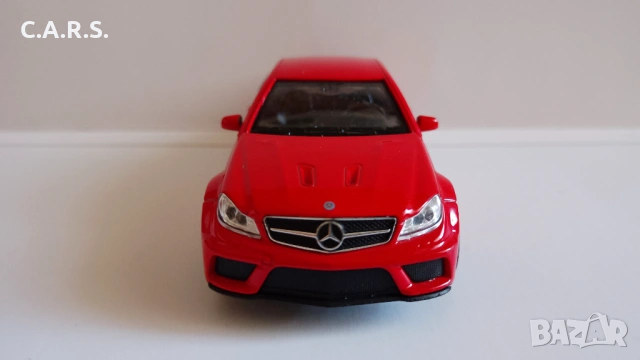 Mercedes-Benz C63 AMG Coupe Welly - Мащаб 1:34-39, снимка 14 - Колекции - 54179664
