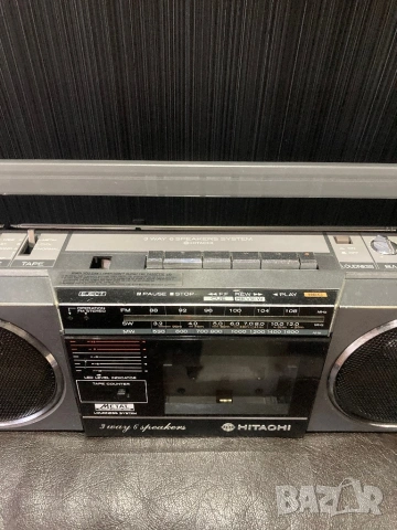 HITACHI TRK-6701W VINTAGE RETRO BOOMBOX радио касетофон, снимка 7 - Радиокасетофони, транзистори - 54778620