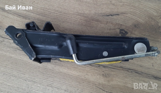 Крик с манивела за немски автомобил ТИП 2, снимка 2 - Части - 54276232