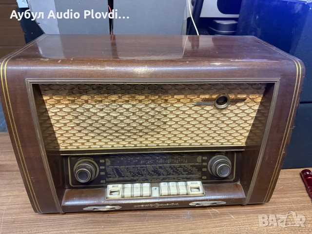 Loewe Opta  Apollo 1761W  лампово радио, снимка 2 - Радиокасетофони, транзистори - 54726850
