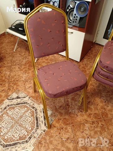 Продавам удобни, меки, столове за трапезария на добра цена , снимка 2 - Столове - 54669660