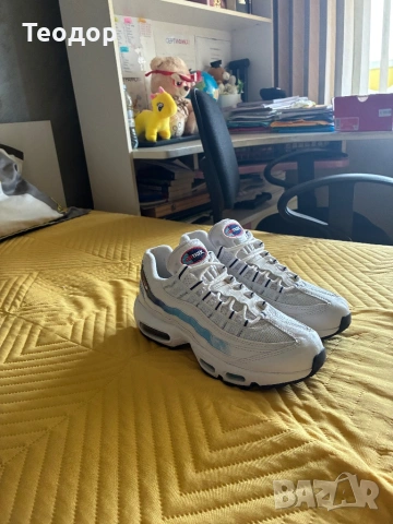 Nike Air Max 95 SE "3 Lions, снимка 2 - Ежедневни обувки - 54812065