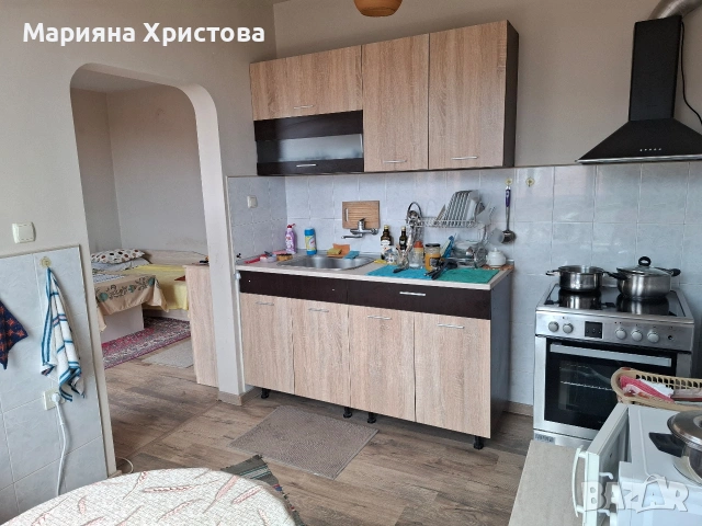 Прадавам просторен тухлен апартамент 4+1, снимка 4 - Апартаменти - 55255975
