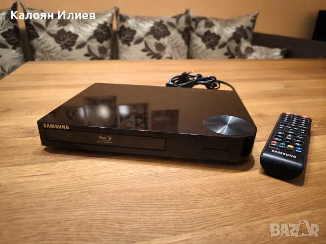 Блу Рей плеър Samsung BD-F5100 с дистанционно + подарък
