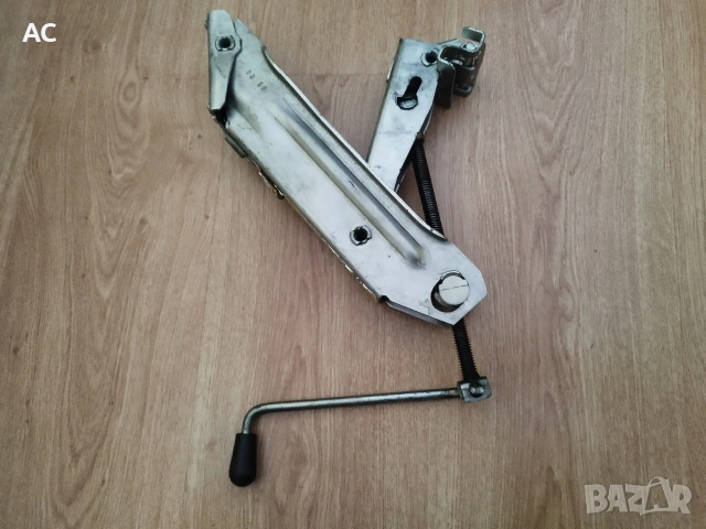 Крик Audi, Golf, Passat, снимка 3 - Аксесоари и консумативи - 54839462
