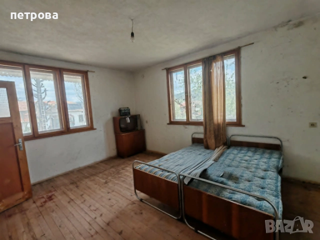 продавам къща в село Лесичово, снимка 5 - Къщи - 55089772