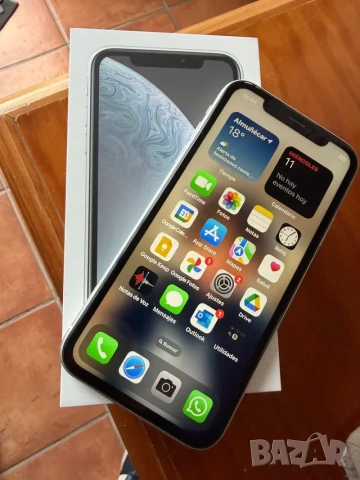 iPhone XR 64 GB Живот на батерията 81% Без проблеми