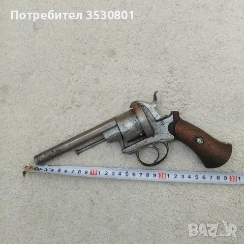 Револвер система Лефуше 