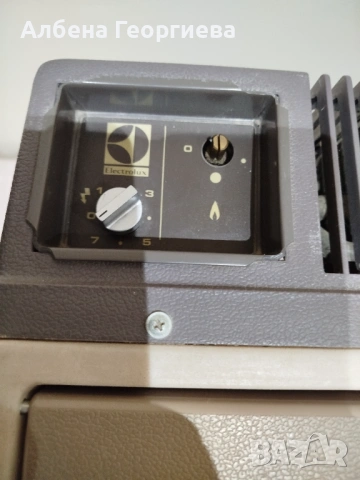 Хладилник ракла ELECTROLUX -12/220 V-GAZ , снимка 2 - Хладилни чанти - 54944641