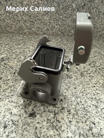  Harting Han метални корпуси – нови | Industrial Connectors, снимка 2 - Други машини и части - 55573067