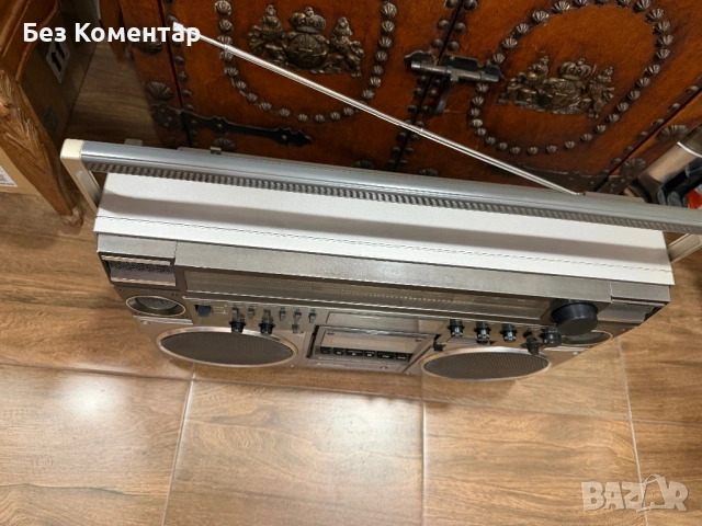 Hitachi TRK-8600 касетофон, снимка 5 - Радиокасетофони, транзистори - 54687927