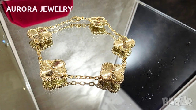 Van Cleef & Arpels VCA 5 Motifs Gold Clear Vintage Alhambra Дамска Гривна