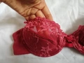 80A полупрозрачен дантелен сутиен с подплънки марка Viania Dessous, снимка 3