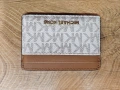 Оригинален Michael kors Cardholder / кардхолдър / Калъф за карти, снимка 1