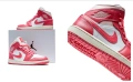 оригинални маратонки Air Jordan 1 Mid AJ1 Strawberries номер 36 ,5, снимка 6
