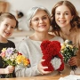 Голяма подаръчна мечка от рози в кутия червена, снимка 7