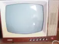 Стар колекционерски български лампов телевизор с покривало и крака., снимка 4